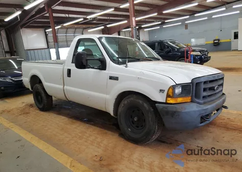 2000 Ford F250 Super Duty from USA, damaged, VIN 1FTNF20L2YEC67228
